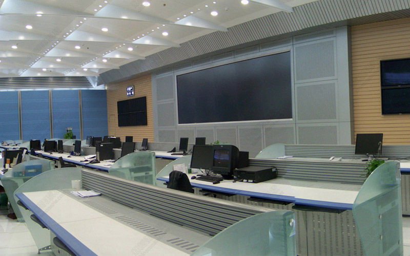 首都機場三號航站樓航空管制區視頻監控控制臺案例照片